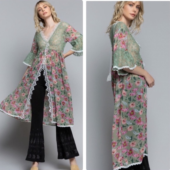 POL Sweaters - FLASH 😎 POL FLORAL TASSEL AND LACE KEYHOLE TIE BACK CONTRAST KIMONO DUSTER